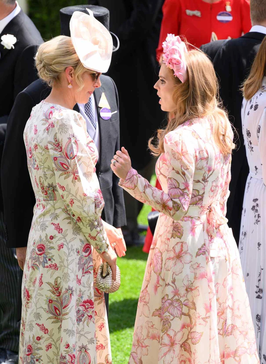 Зара Тінделл та принцеса Беатріс