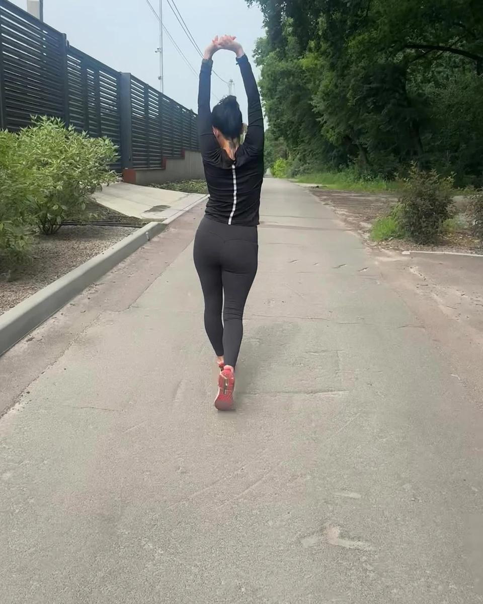 Горова у лосинах