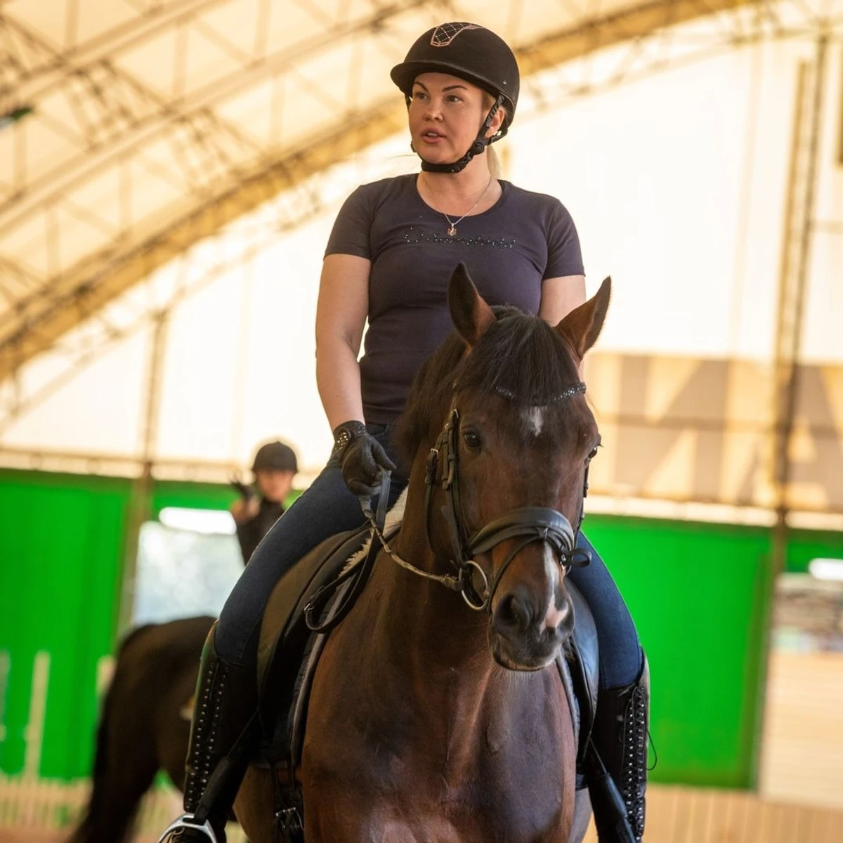 Співачка Камалія та коні