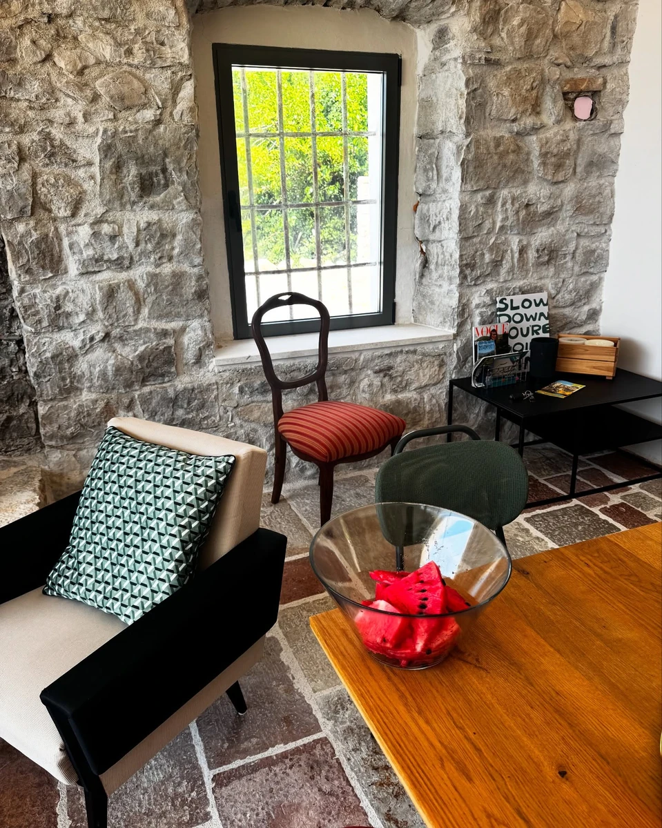 Катерина показала віллу, яку вони орендують у Чорногорії