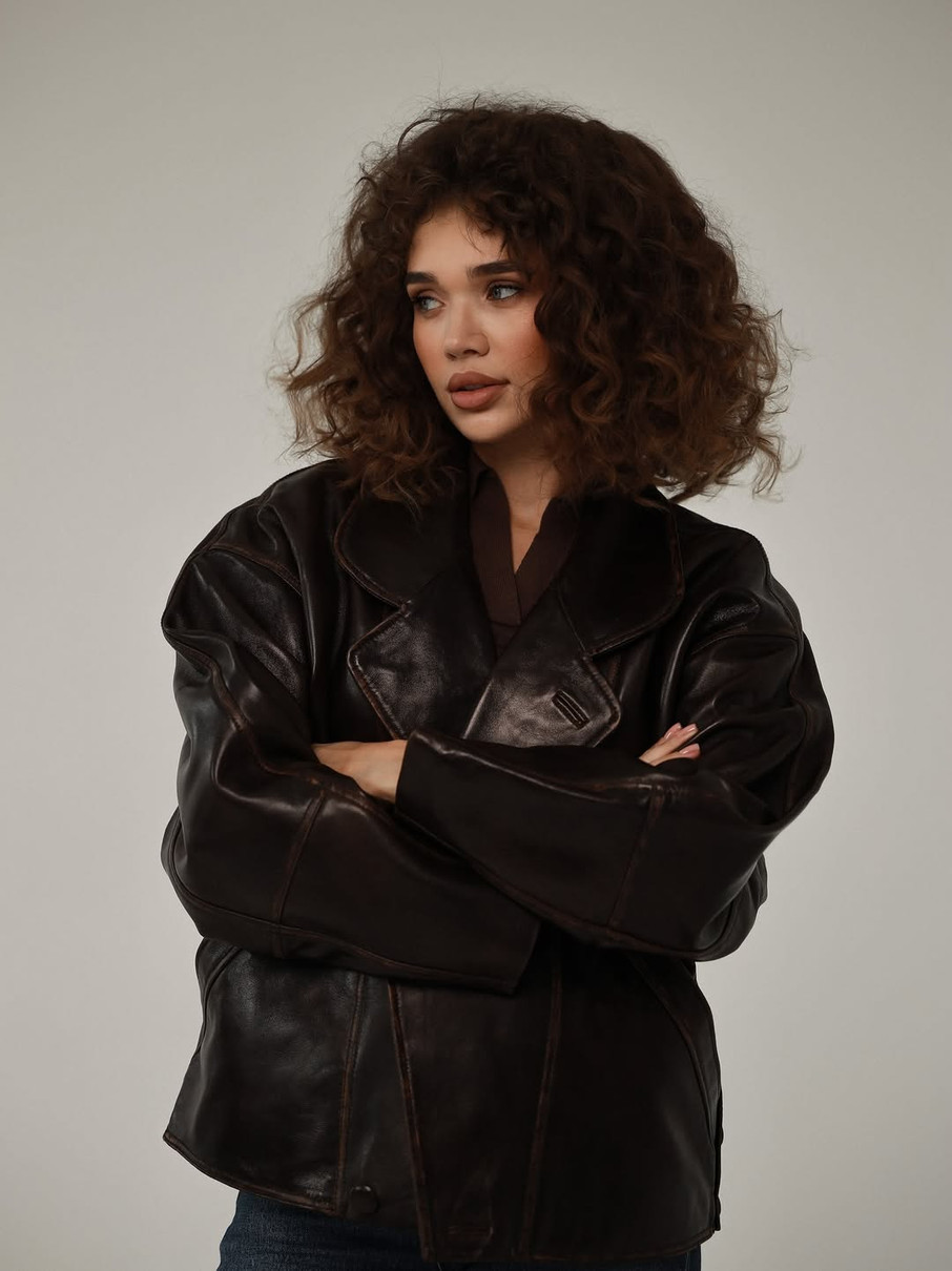 Саша Бо здивувала новою незвичною зачіскою