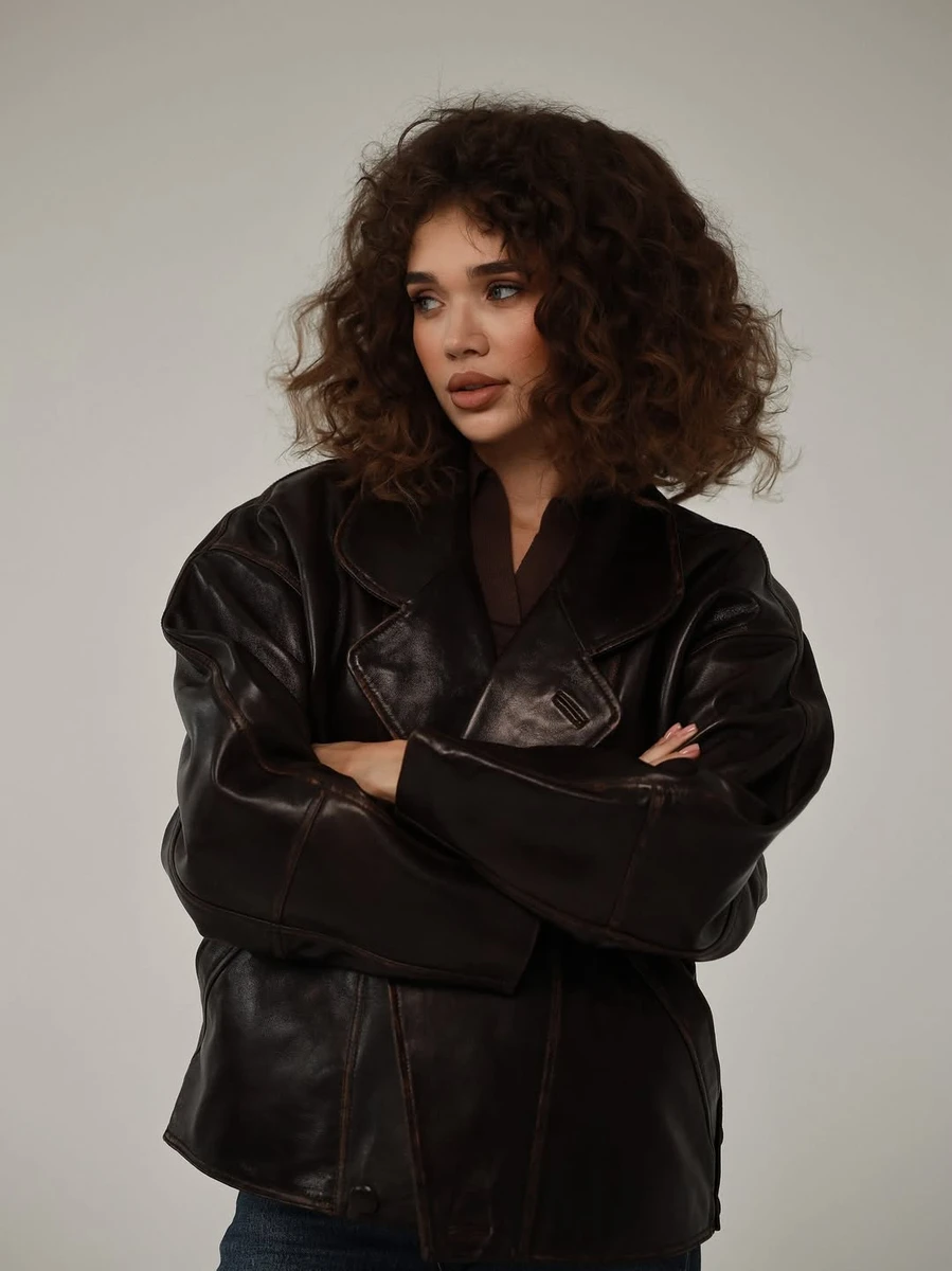 Саша Бо здивувала новою незвичною зачіскою