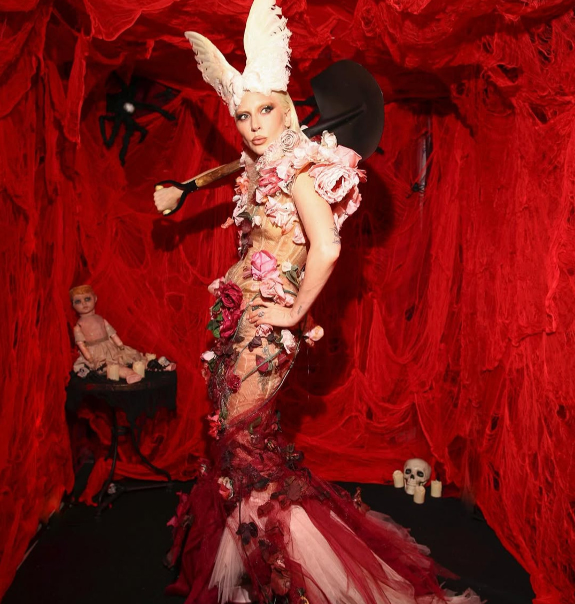 Lady Gaga вразила образом на Геловін