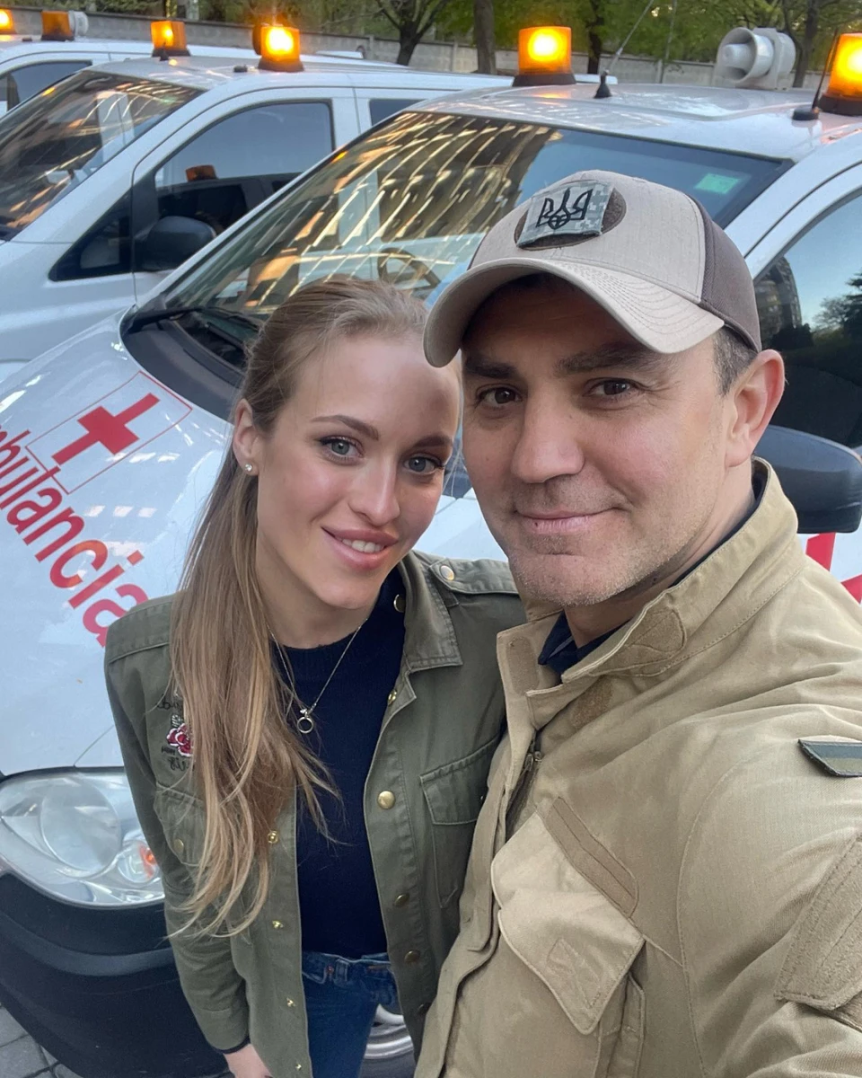 Микола Тищенко зі своєю помічницею