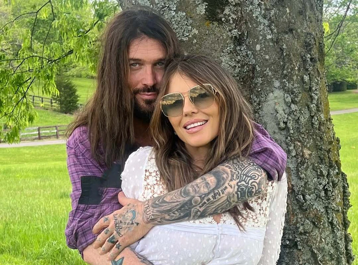 Біллі Рей Сайрус та Елізабет Херлі