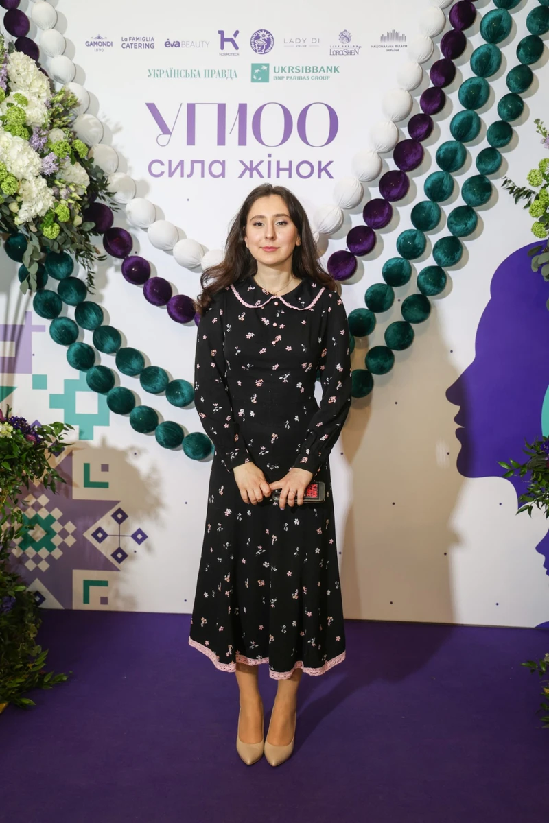 Журналістка УП, яка висвітлює війну, Ольга Кириленко 