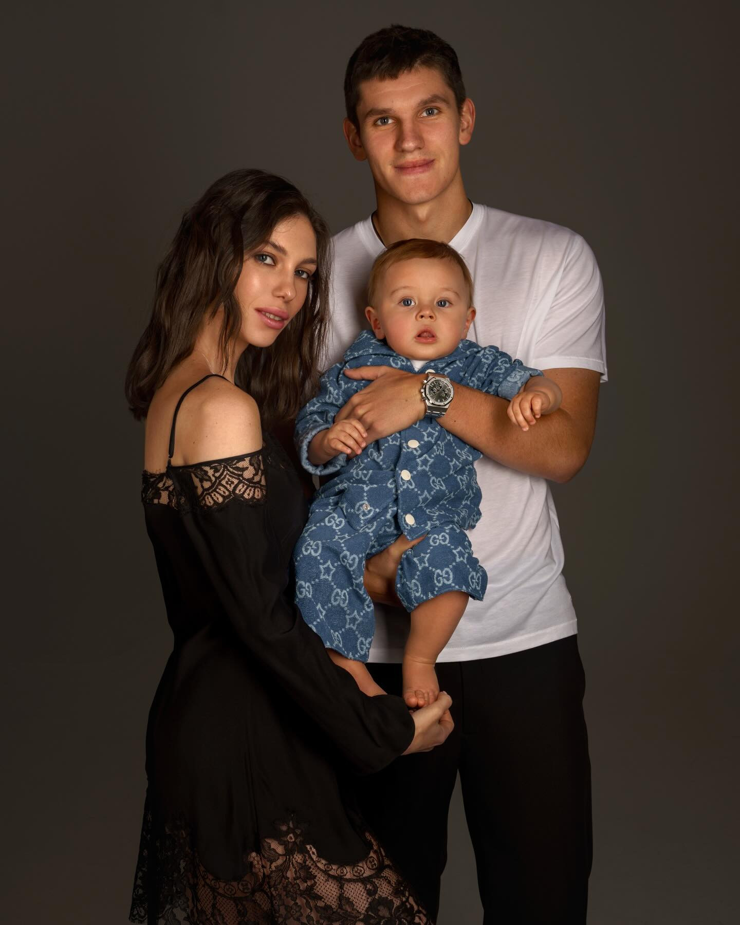 Яна Суркіс і Крістіан Біловар з сином