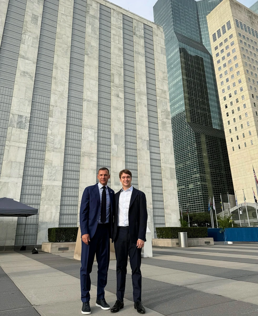 Шевченко з сином в ООН