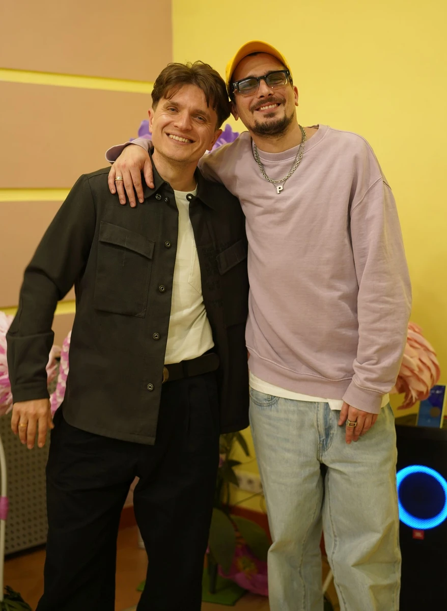 Позитив вирвався на захід без своїх дівчат 