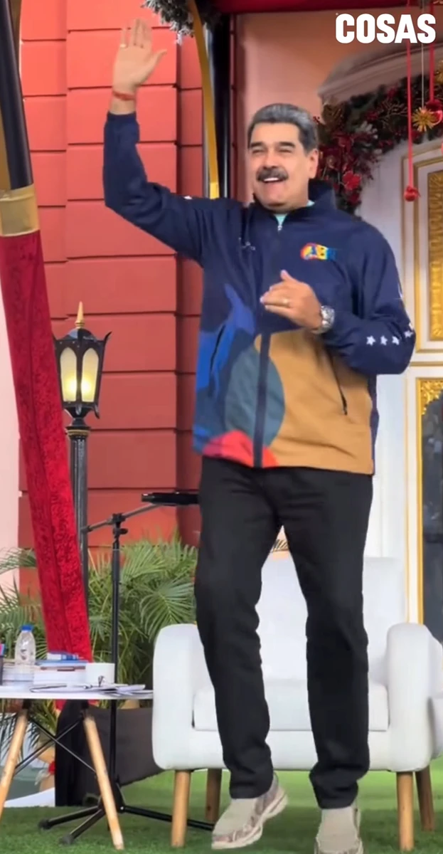 Ніколас Мадуро станцював на мітингу під гасло Ні війні, так миру