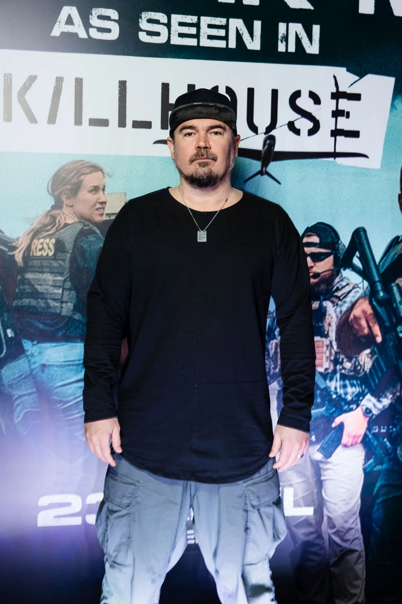 Учасник гурту ТНМК Олег Фагот Михайлюта 