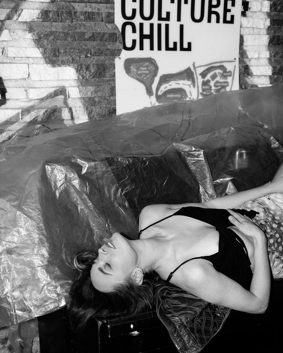 Зірці фільму Довбуш личить такий сміливий образ