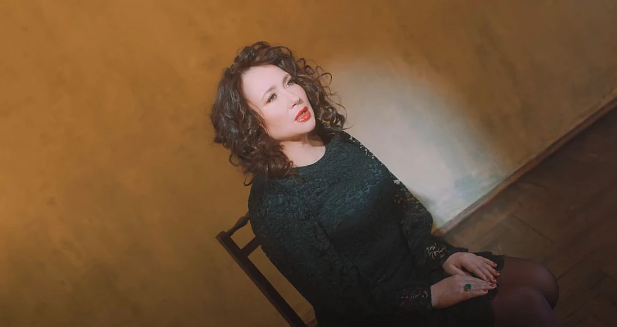 Олена Мозгова кліп Матіола