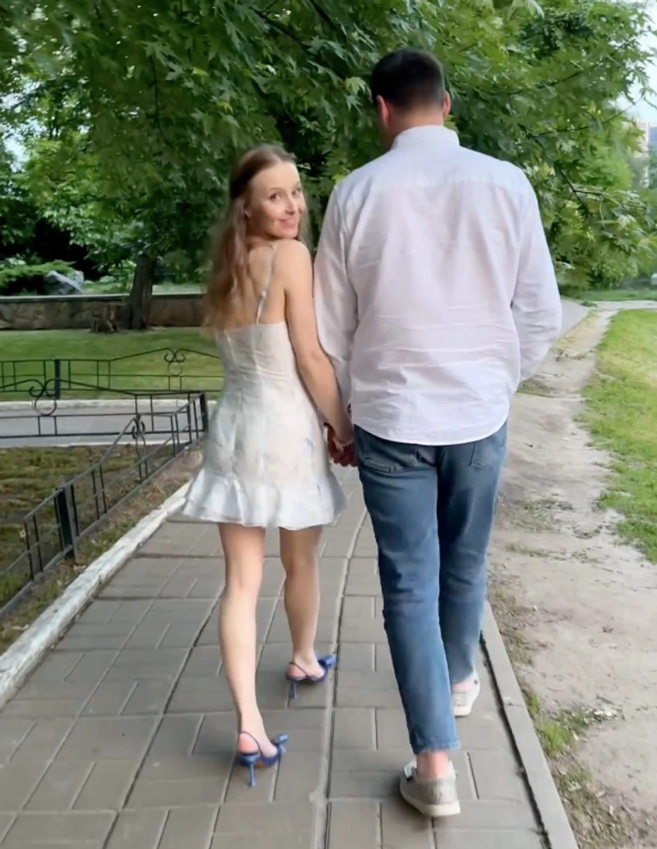 Анна Сагайдачна показала як гуляє з новим бойфрендом