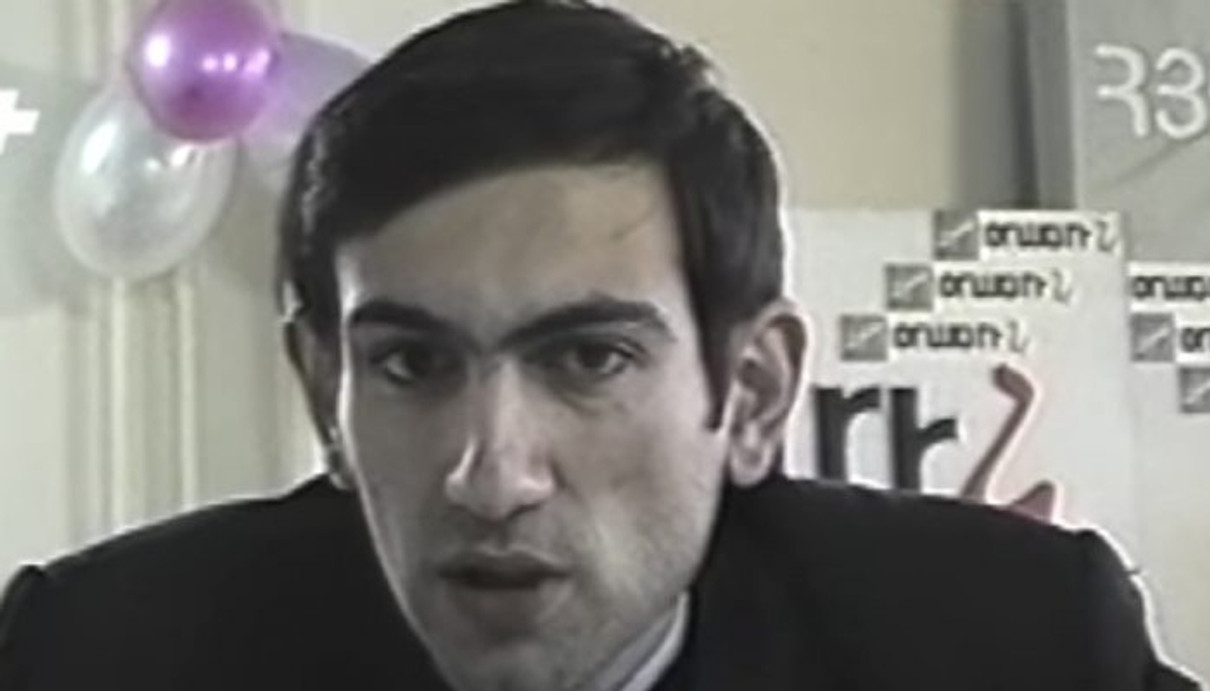 Нікол Пашинян у молодості