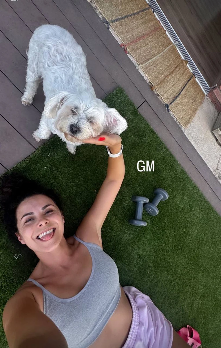 Каменських у топі й шортах