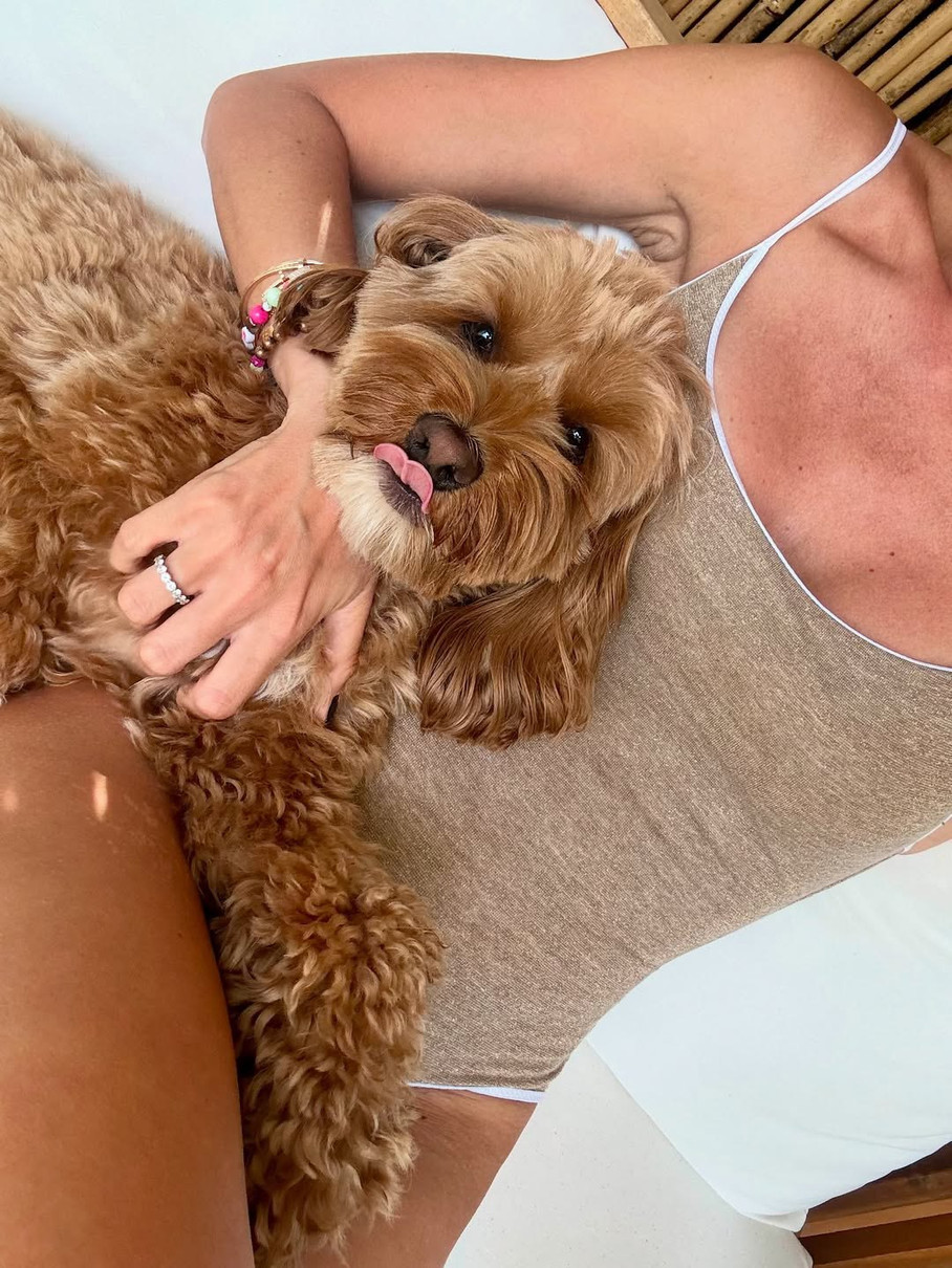 Єлизавета Юрушева показала пляжні фото з Тоскани