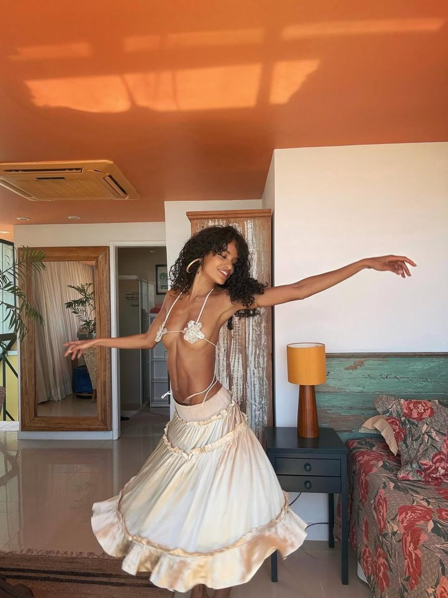 Нара Баптіста наробила нових фото