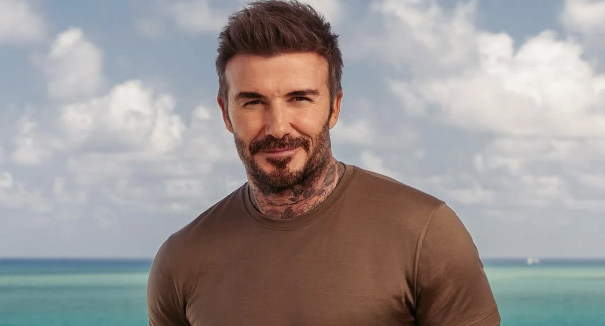 Девід Бекхем показався після операції на руці