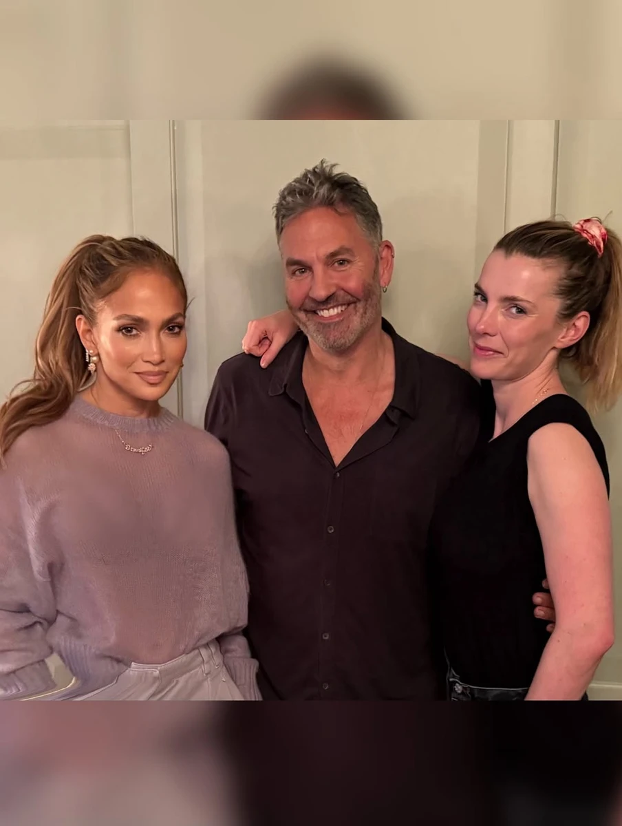 Дженніфер Лопес наробила нових фото