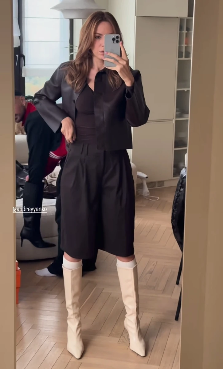 Леся Нікітюк покрасувалась у шортах і шкірянці