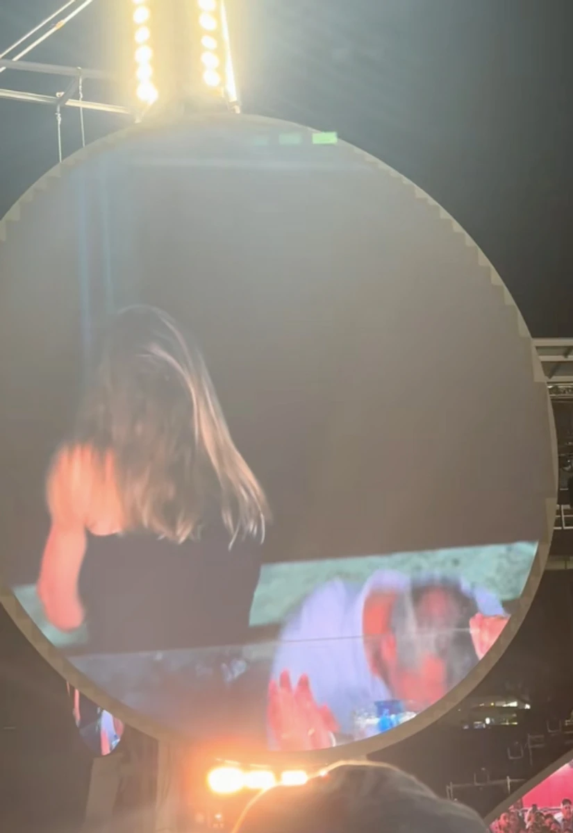 Голова IT-компанії привів коханку на концерт Coldplay і спалився