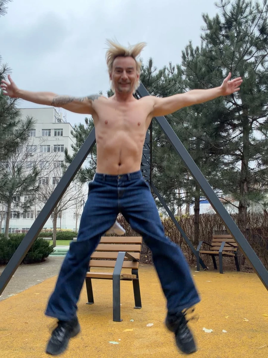 Алан Бадоєв показав ранкове тренування