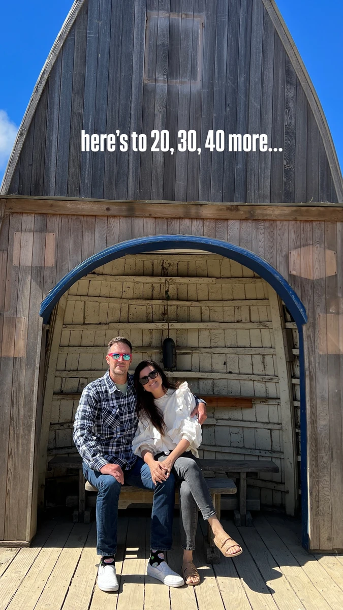 Тіффані Тіссен з Беверлі-Хіллз показала милі фото з чоловіком на 20-ту річницю