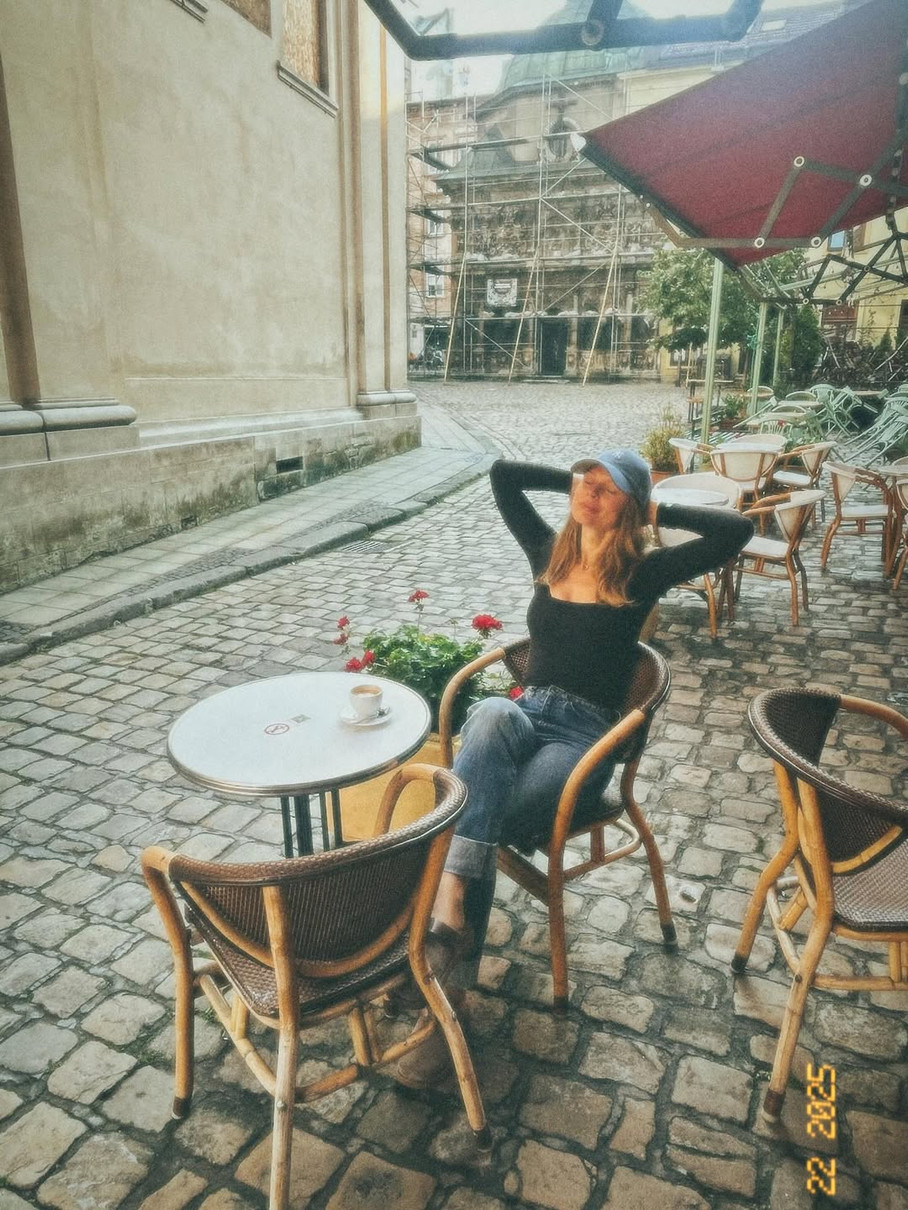 Оля Фреймут попозувала для Злати Мітчелл для стильного фото