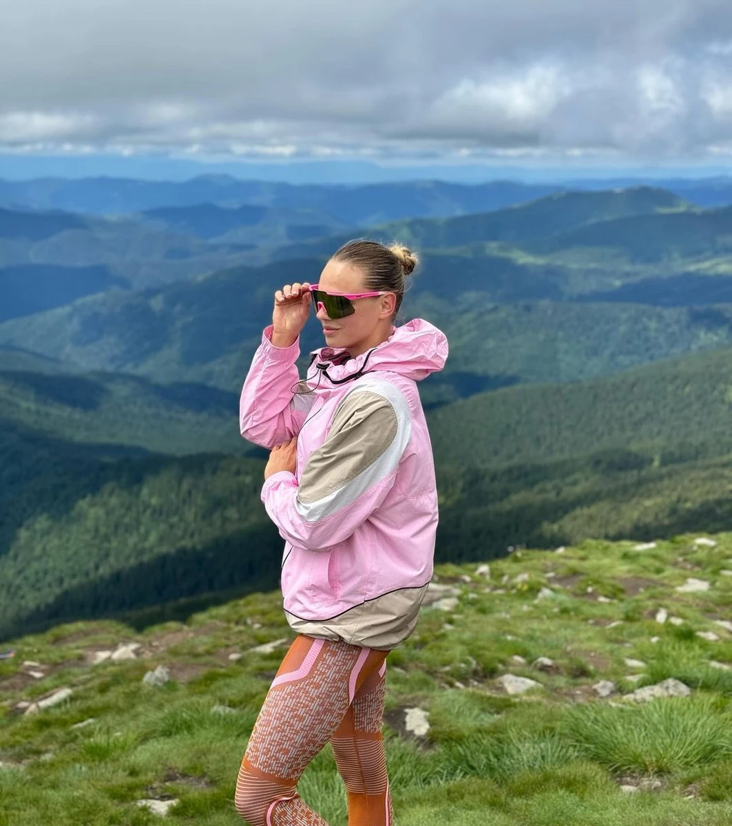 Дар'я Білодід попозувала на Говерлі