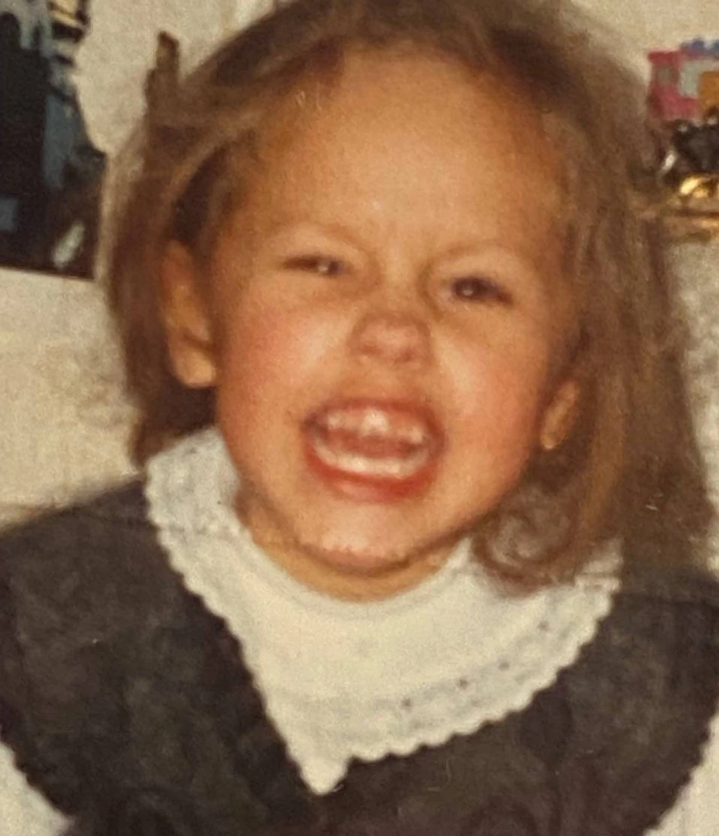 Дивлячись на маленьку Дашу, складно повірити, що вона не вміла відстоювати свої кордони