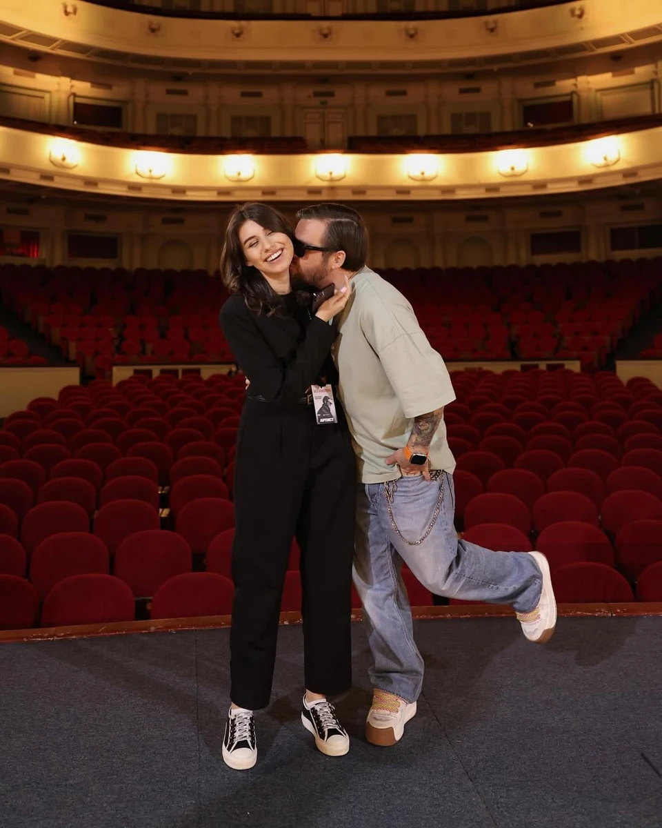 Сергій Танчинець наробив романтичних фото з дівчиною