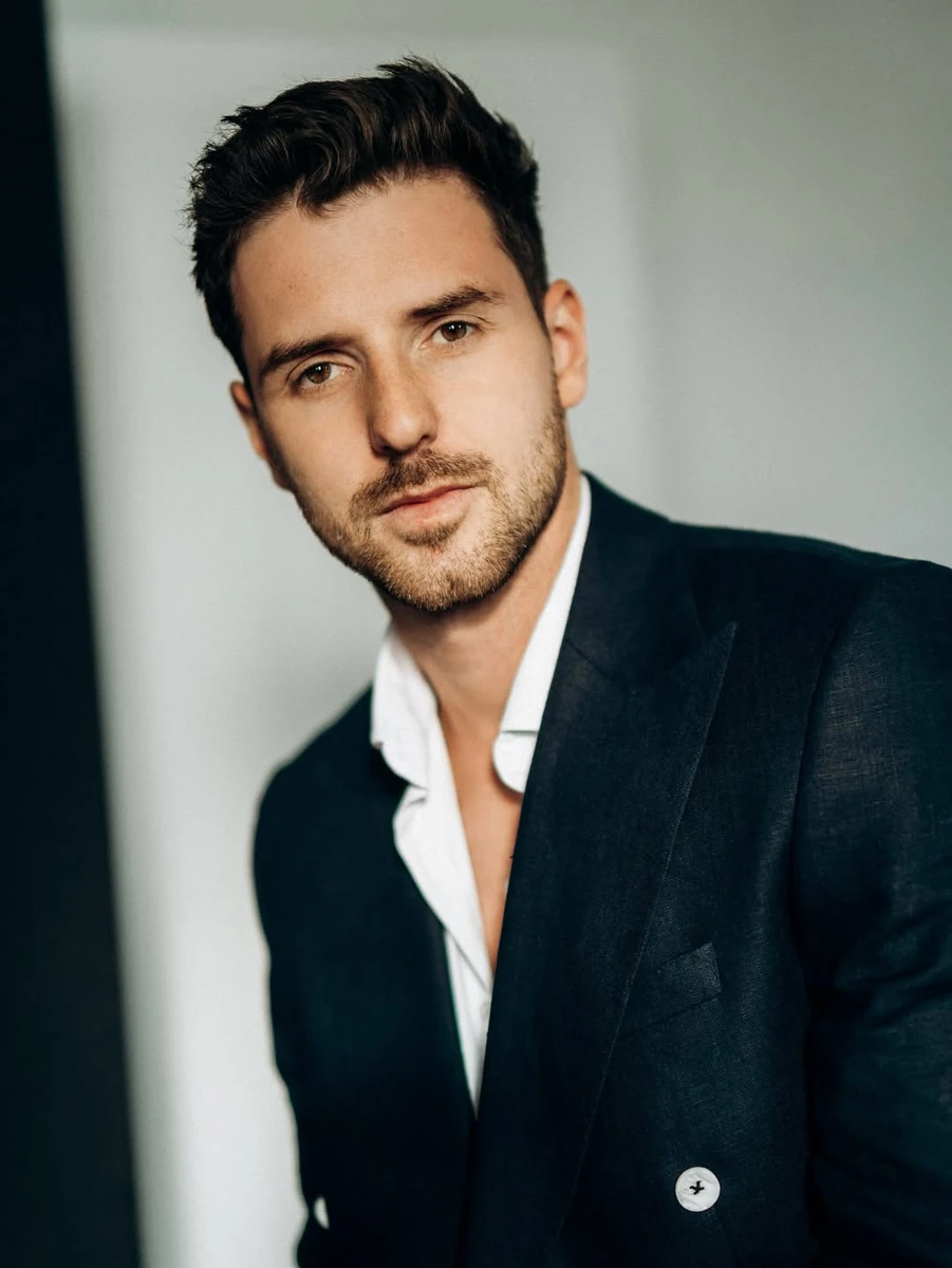 Актор Текучев