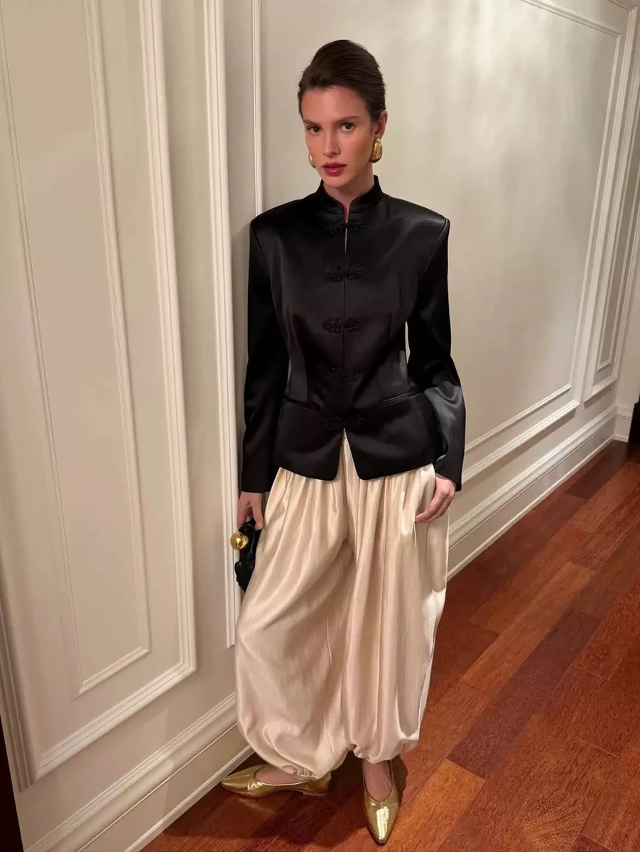 Трендовий образ з мандарин-жакетом