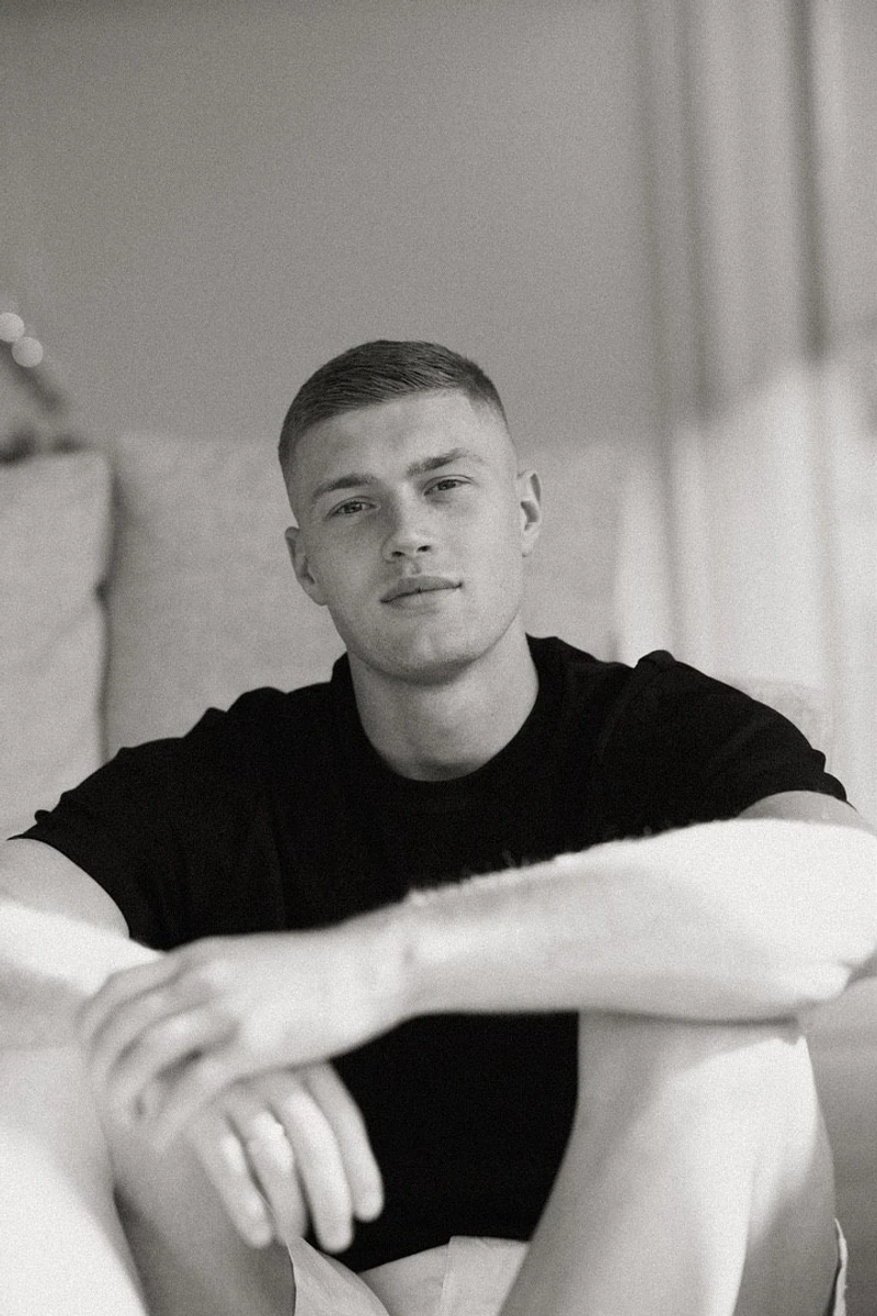 Футболіст Артем Довбик