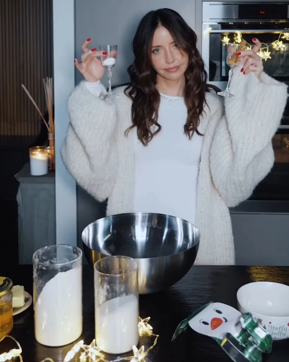 Надя Дорофєєва поділилася рецептом легкого різдвяного печива