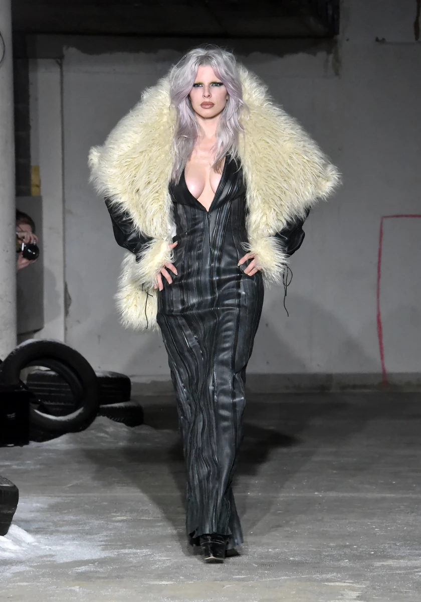 Свій неповторний стиль Джулія тепер транслює з подіуму