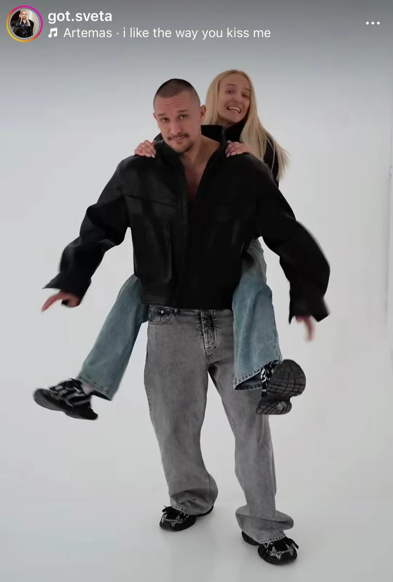 Коли вона знов просить щось купити: