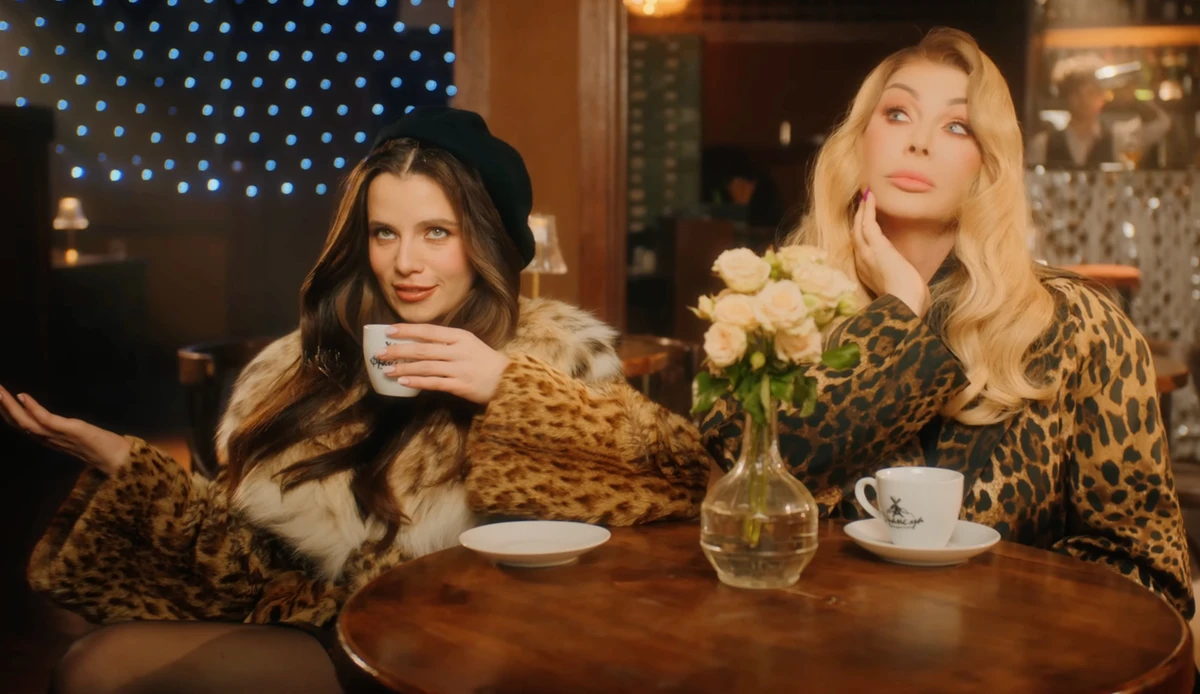 Христина Соловій і Ірина Білик у леопардових луках знялися для кліпу