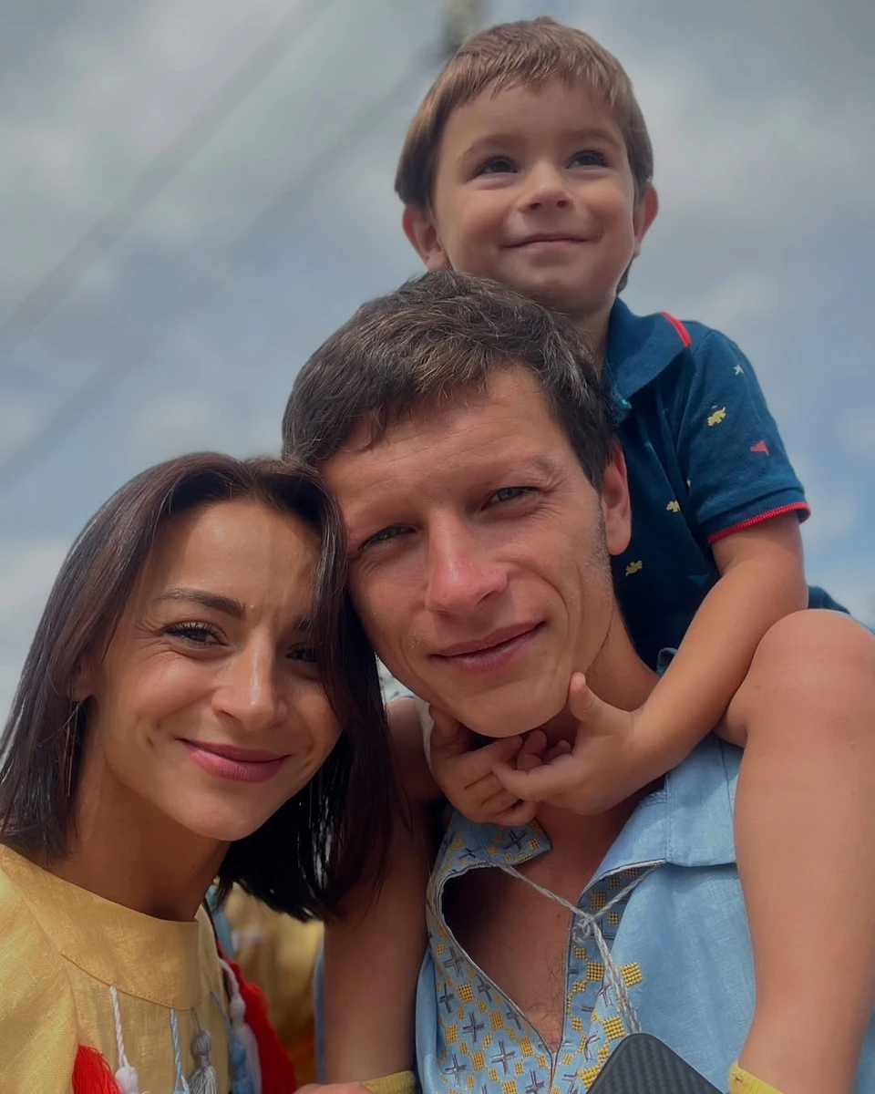 Ілона Гвоздьова попозувала з чоловіком після розлучення