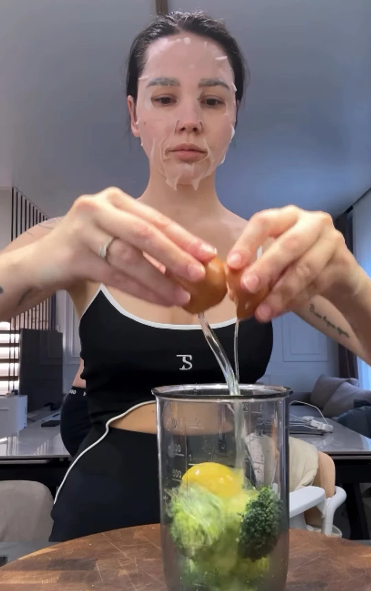 Наталія Татарінцева показалася на кухні