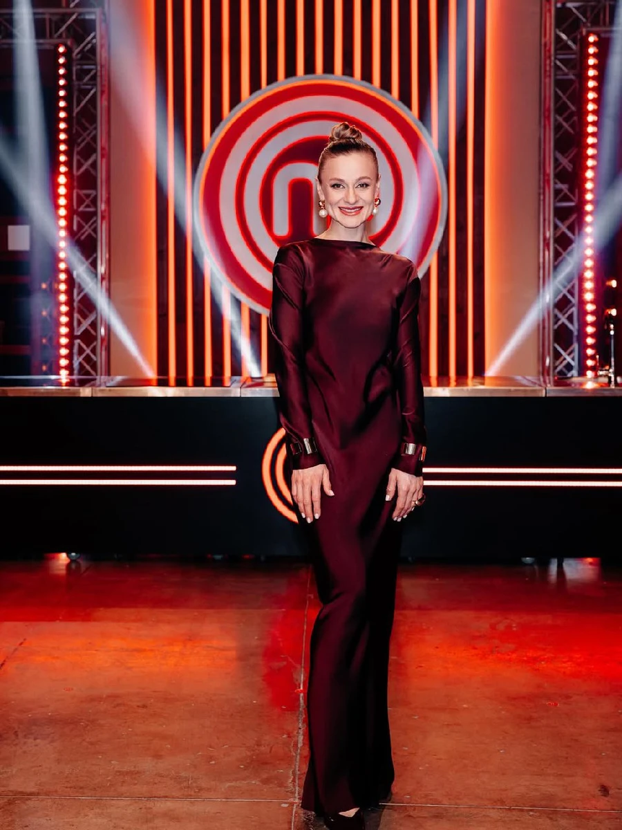 Ольга Мартиновська є незмінною ведучою кулінарного шоу МастерШеф.  Вона перемогла у третьому сезоні, а з 2020 року є суддею проєкту