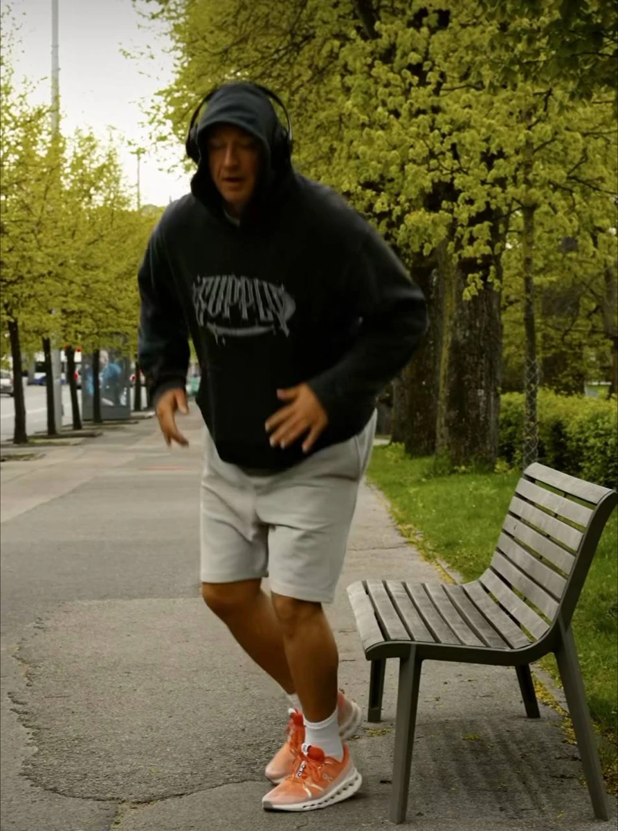 Потап пробігся у Латвії