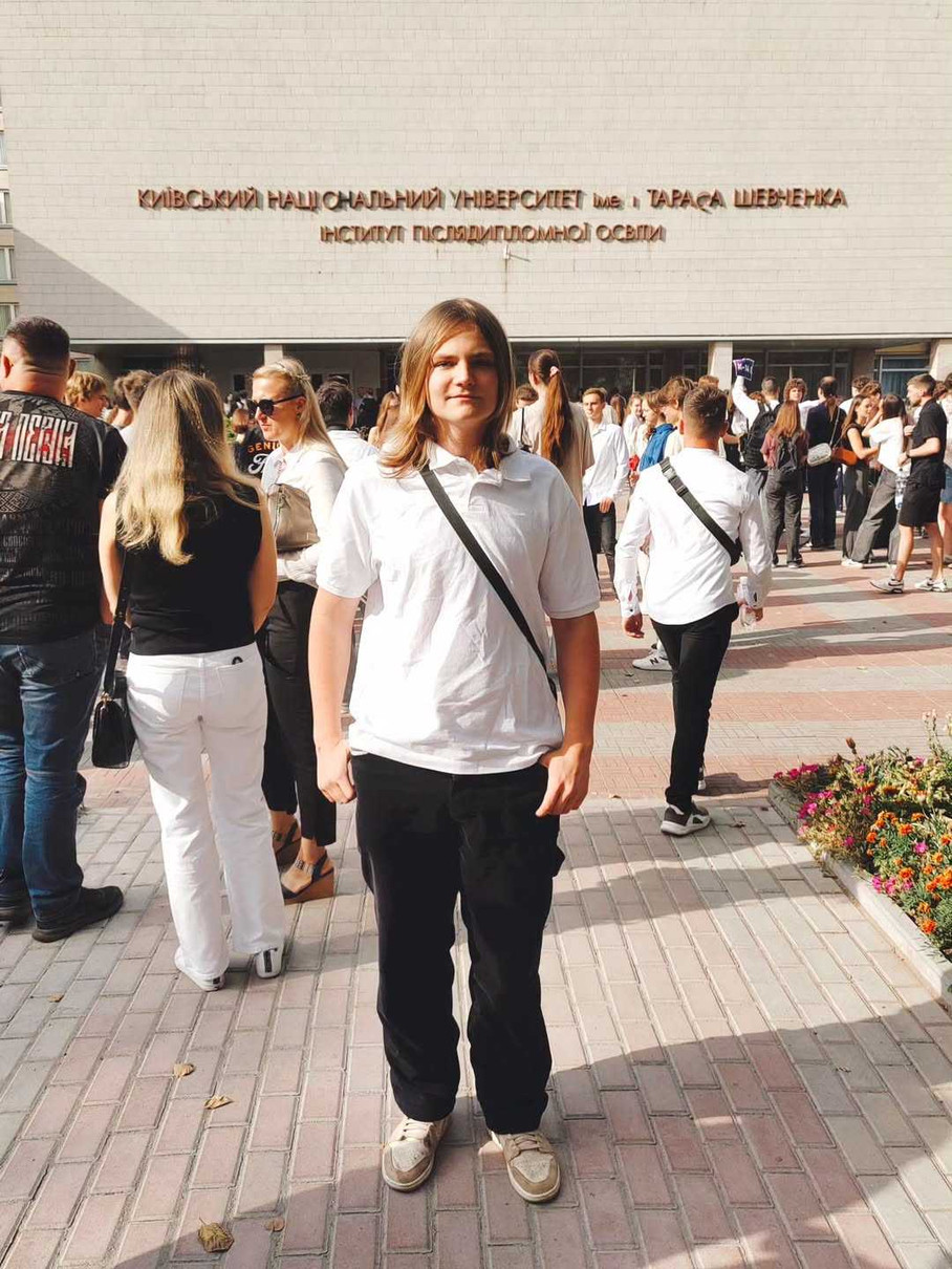 Син Вірастюка