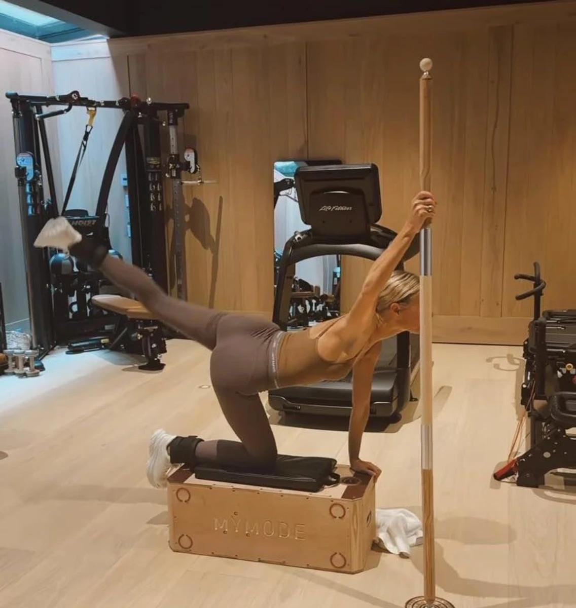 Так виглядає оздоровча програма 50-річної Пелтроу 