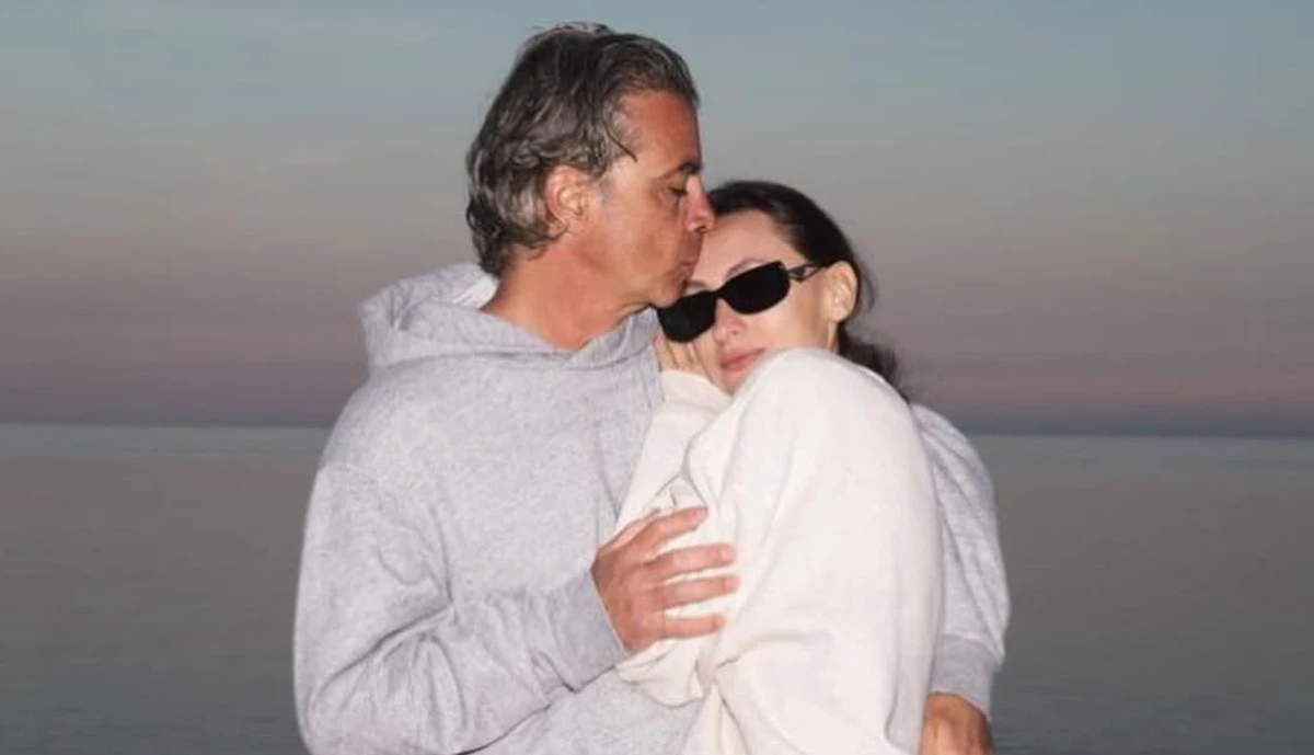 Валід Арфуш попозував зі своєю дівчиною