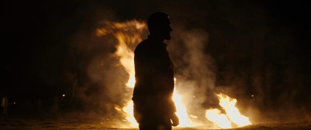 Бійці Хартії у кліпі U2, Еда Ширана і Антитіл