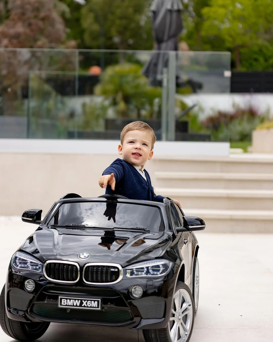 Андрію-молодшому виповнилося 2 роки