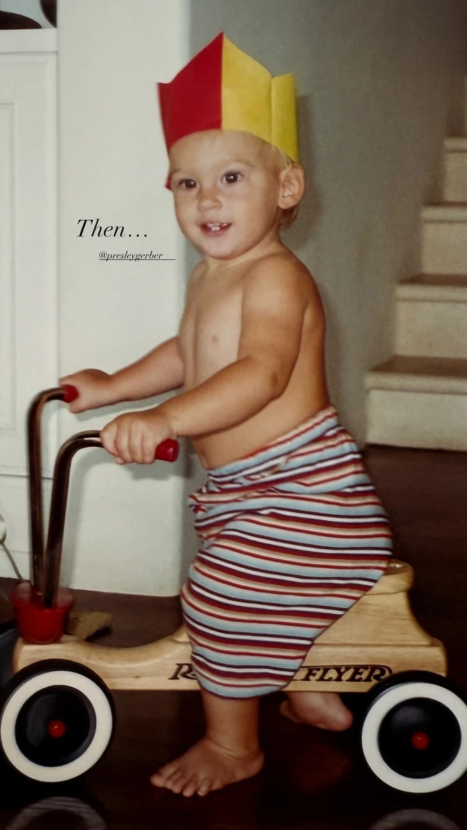 Сінді Кроуфорд насмішила фото з сином на його 26-річчя