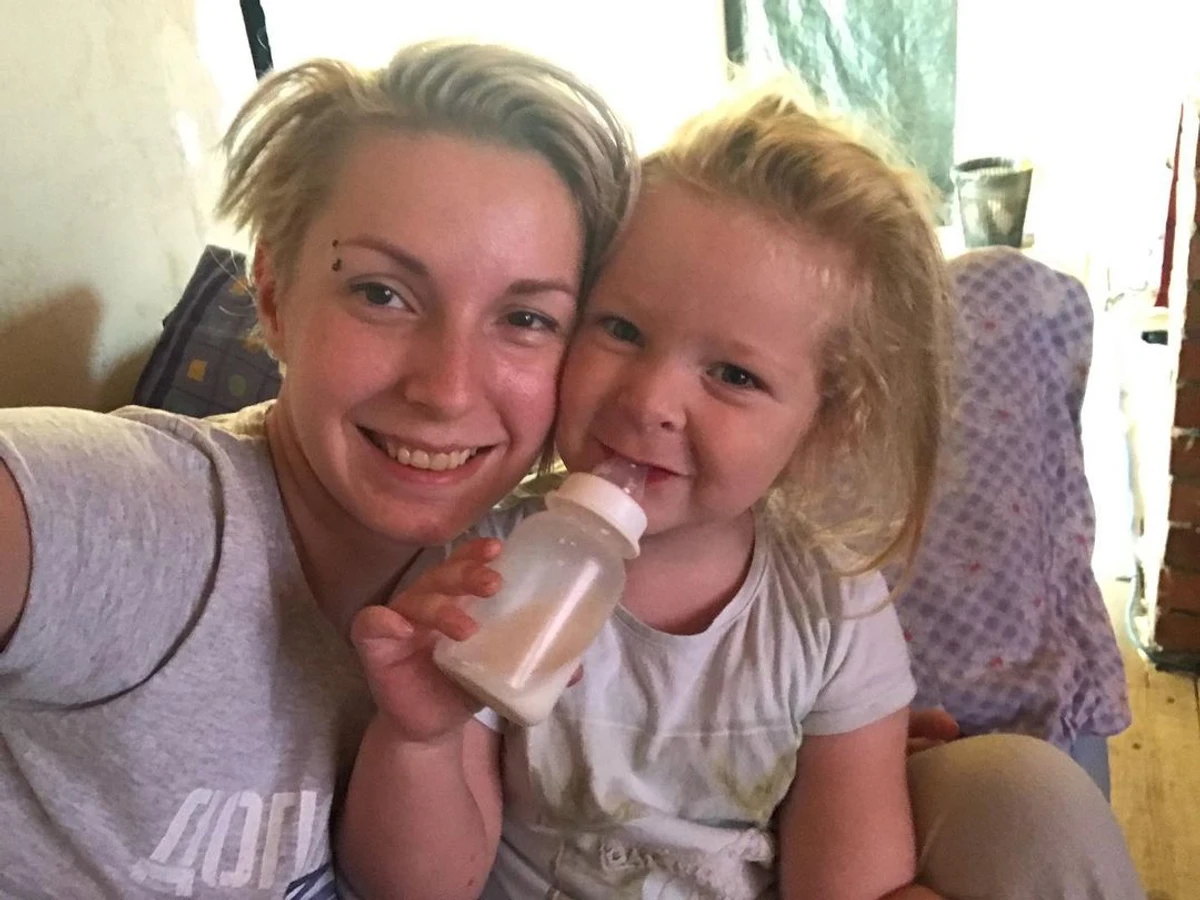 Яна Зінкевич на фото з донькою